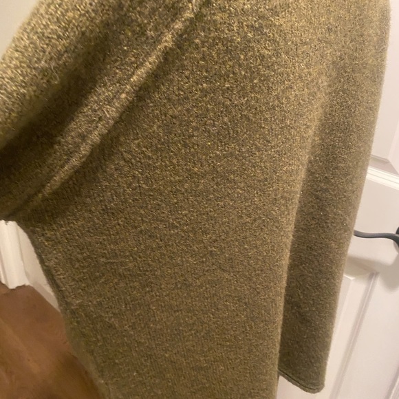 Free People Women’s Olive Green Wool Blend Oversized Sweater Bell Sleeve S-L - Picture 10 of 11